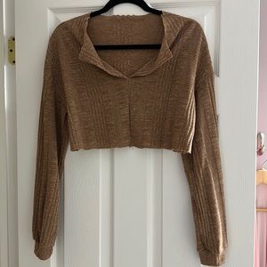 Long Sleeve Crop V Neck